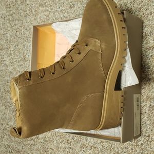 Hot combat like boots for the season size 12